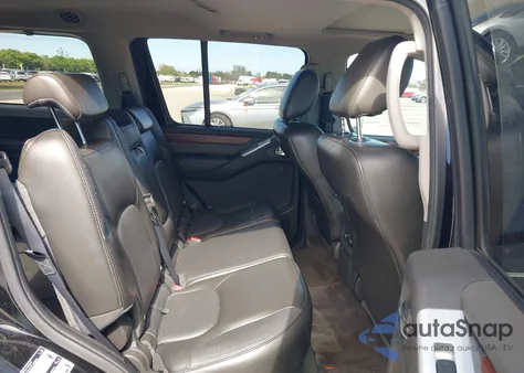 2010 Nissan Pathfinder from USA, damaged, VIN 5B1AR1NB1AC625965